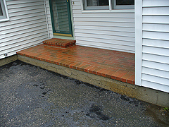Click here for a larger view of this mold/mildew removal image
