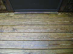 Click here for a larger view of this mold/mildew removal image