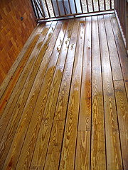 Click here for a larger view of this pressure washing image